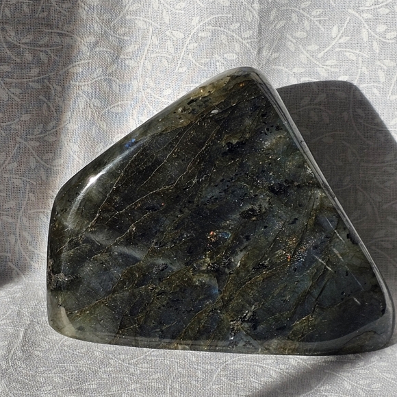 Labradorite Crystal Free Form - Picture 2 of 7